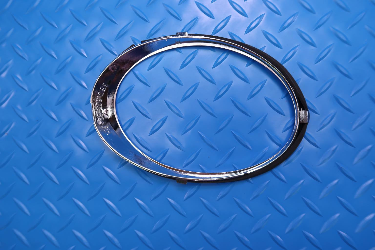 Bentley Gt Gtc chrome right outer headlight ring #12889