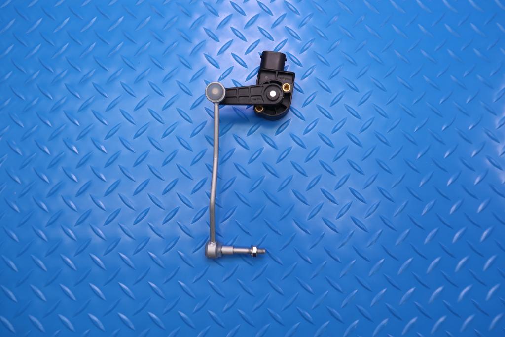 Bentley Continental Gt Flying Spur left front height level sensor #12883