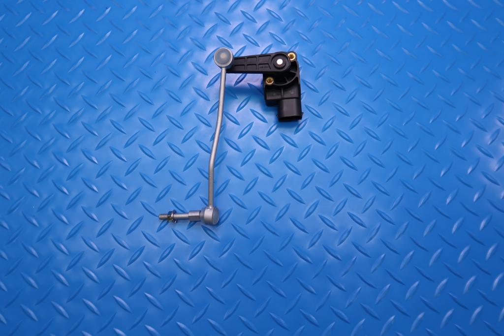 Bentley Continental Gt Flying Spur right front height level sensor #12884