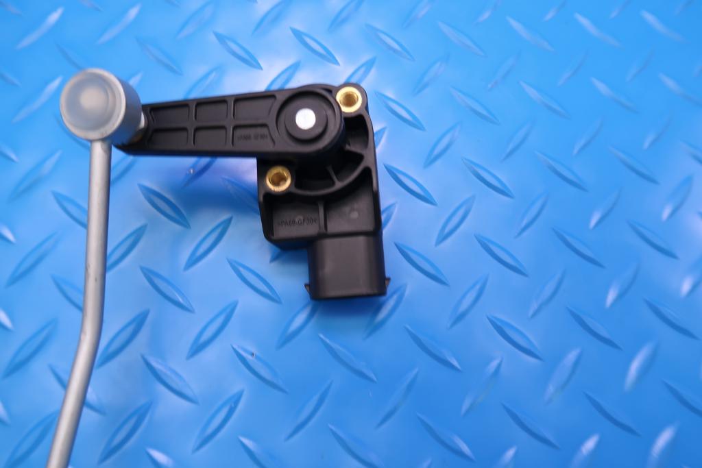 Bentley Continental Gt Flying Spur right front height level sensor #12884