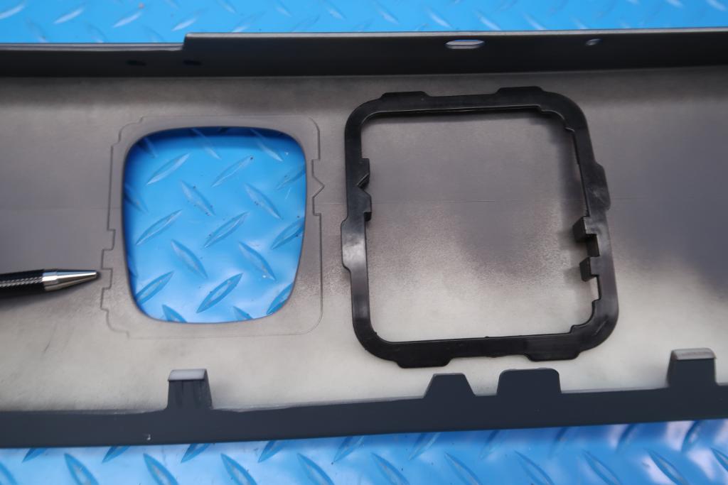 Rolls Royce Ghost RR2 radiator grill surround  #12410