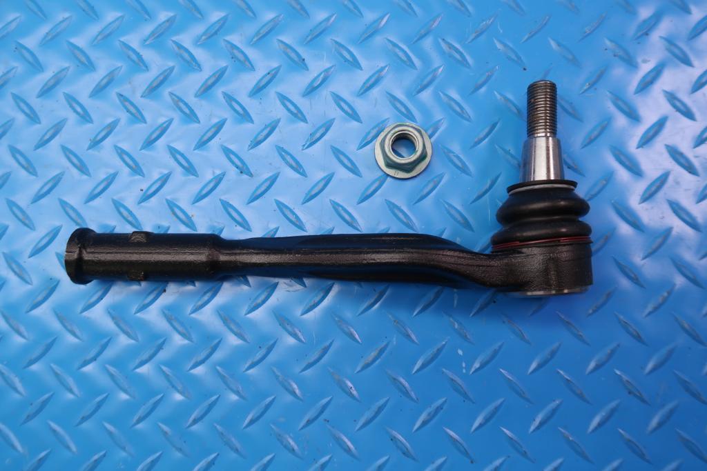 Bentley Bentayga right inner & outer tie rod end #12418