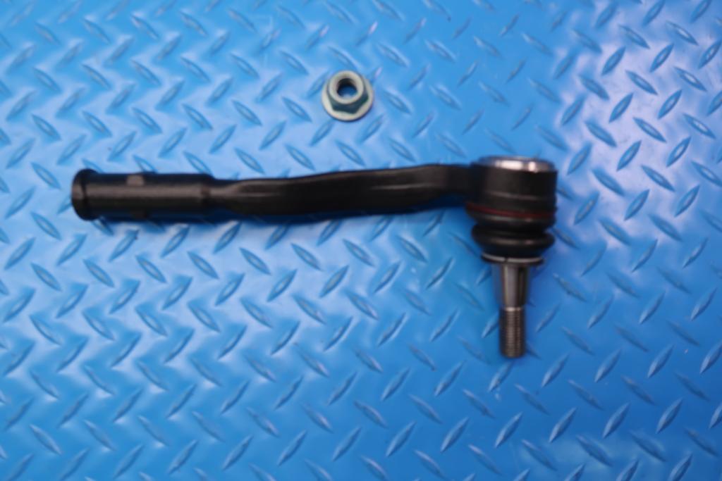 Bentley Bentayga right inner & outer tie rod end #12418