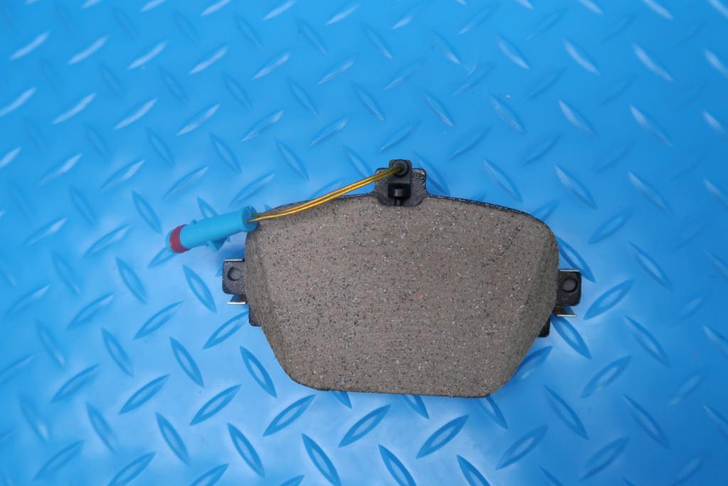 Mercedes E63 AMG S front rear brake pads low dust TopEuro #12926