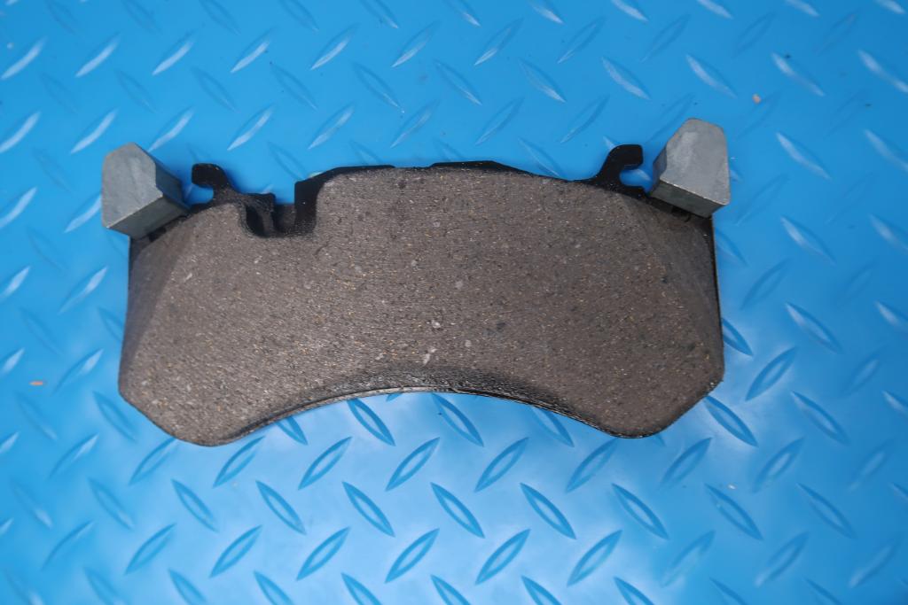 Mercedes Gt53 E63 C63 Cls63 Amg front brake pads & rotors TopEuro #12931