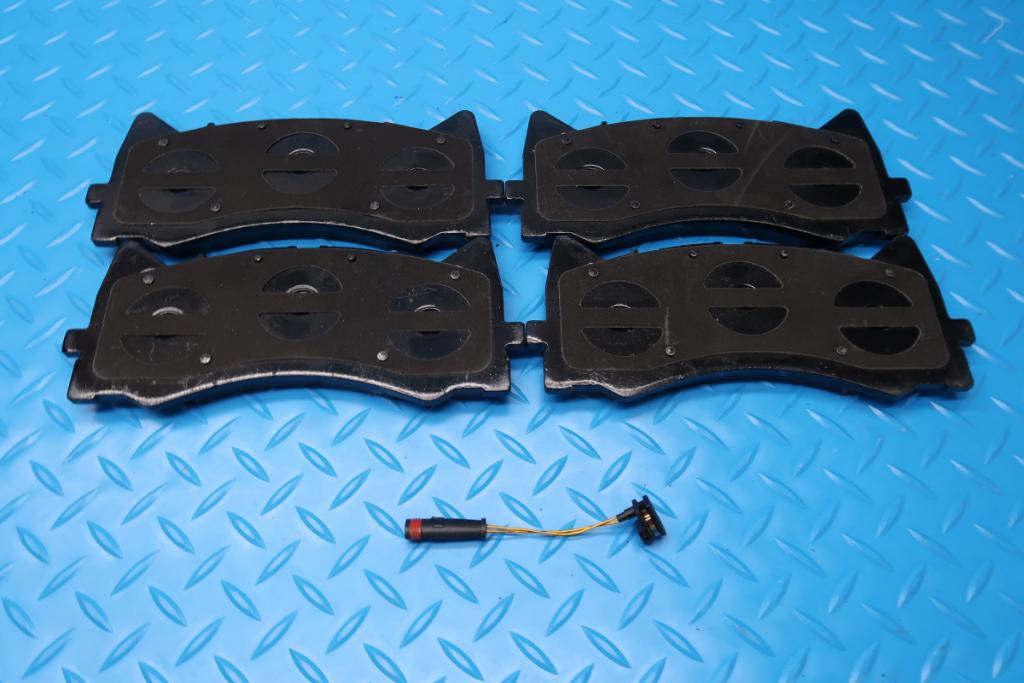 Mercedes Gt front brake pads TopEuro #12971