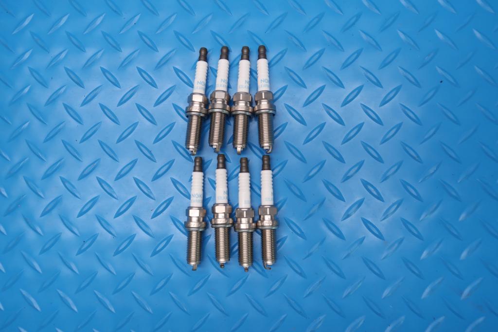 Maserati Quattroporte Gts V8 3.8 engine Ngk spark plugs 8pcs #13105