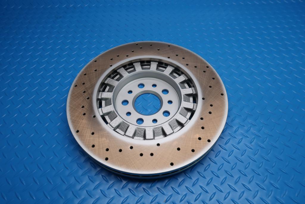 Maserati Levante front rear brake pads rotors TopEuro #13104