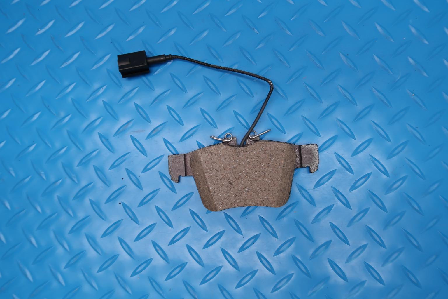 Maserati Levante front rear brake pads rotors TopEuro #13104