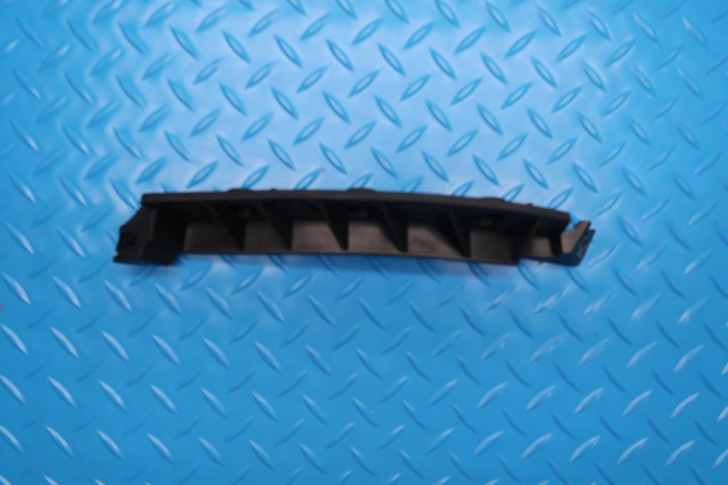 Bentley Bentayga front bumper brackets left & right #13089
