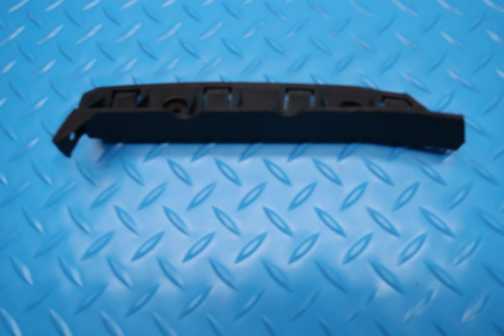 Bentley Bentayga front bumper brackets left & right #13092