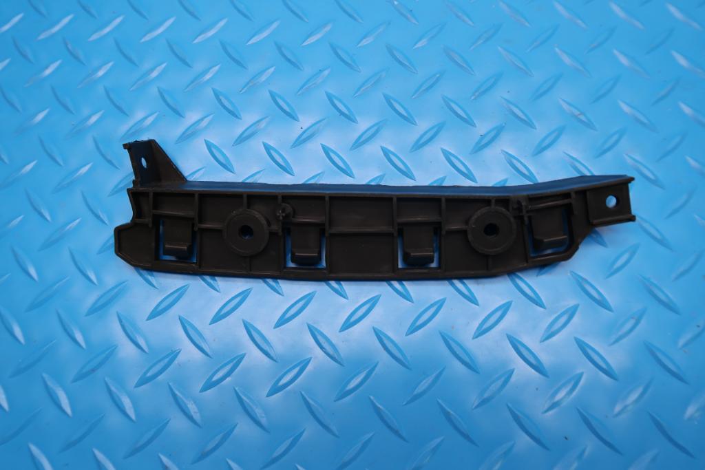 Bentley Bentayga front bumper left outer bracket #13091