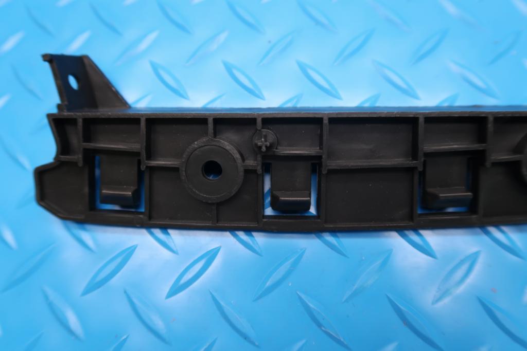 Bentley Bentayga front bumper left outer bracket #13091