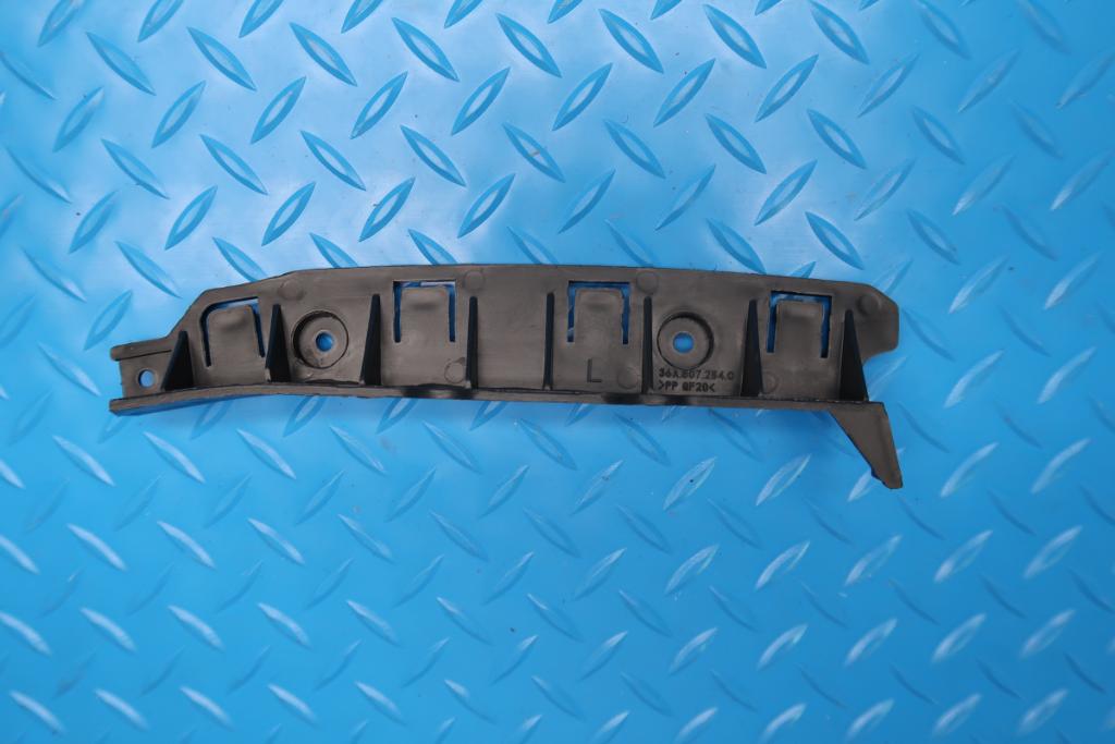 Bentley Bentayga front bumper right outer bracket #13090