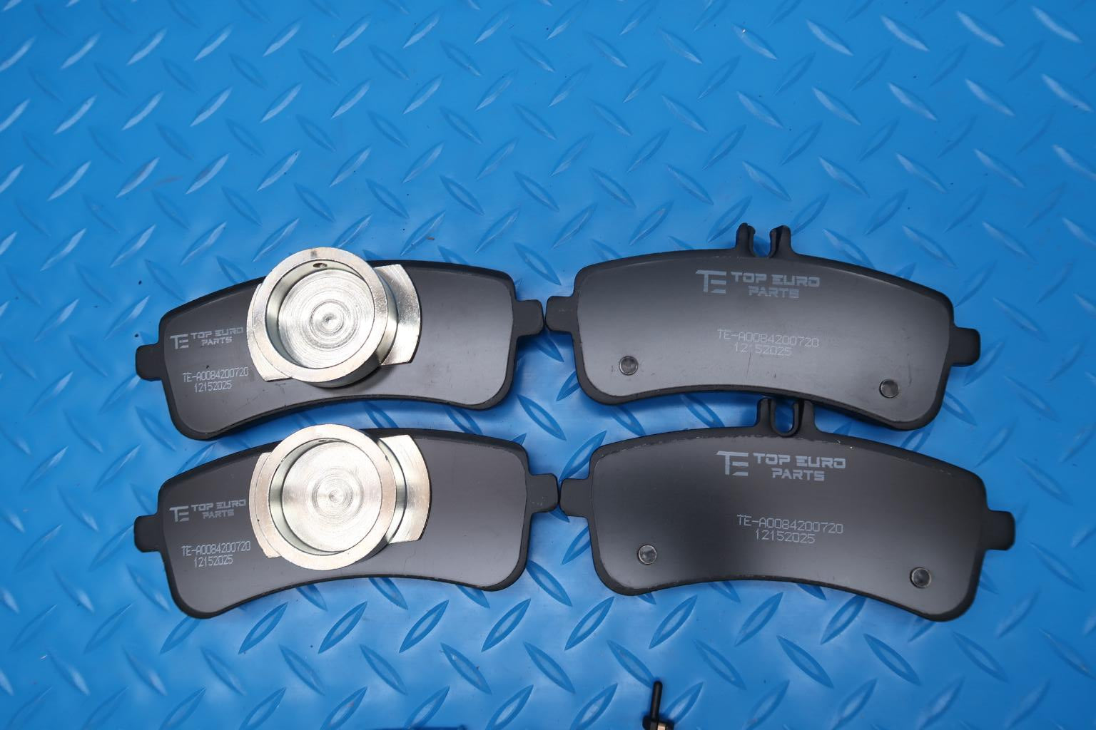 Mercedes S63 S65 C63 Amg rear brake pads Low Dust TopEuro #13062