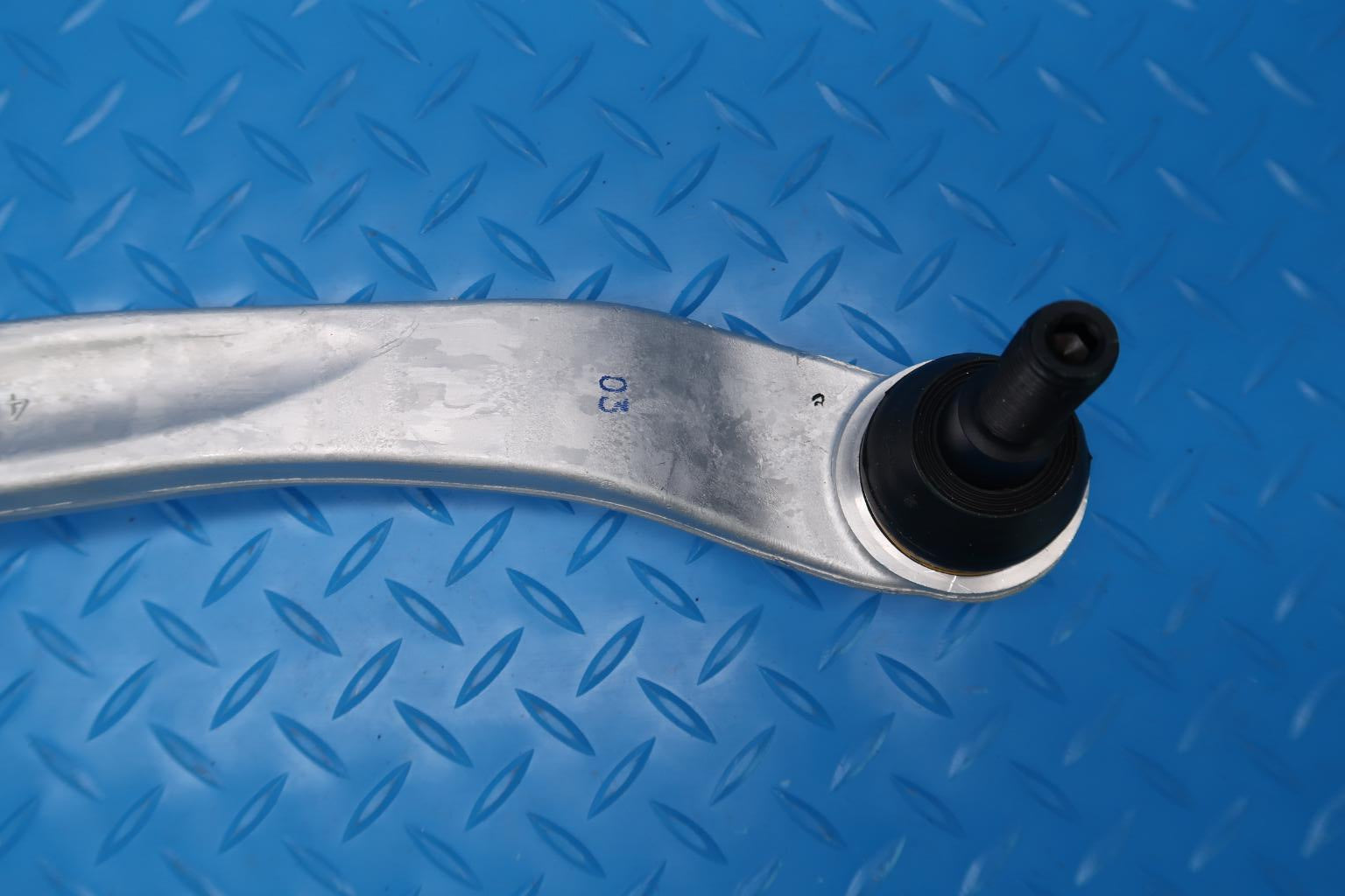 Bentley Gt Gtc Flying Spur suspension right lower control arms 2pcs #13086