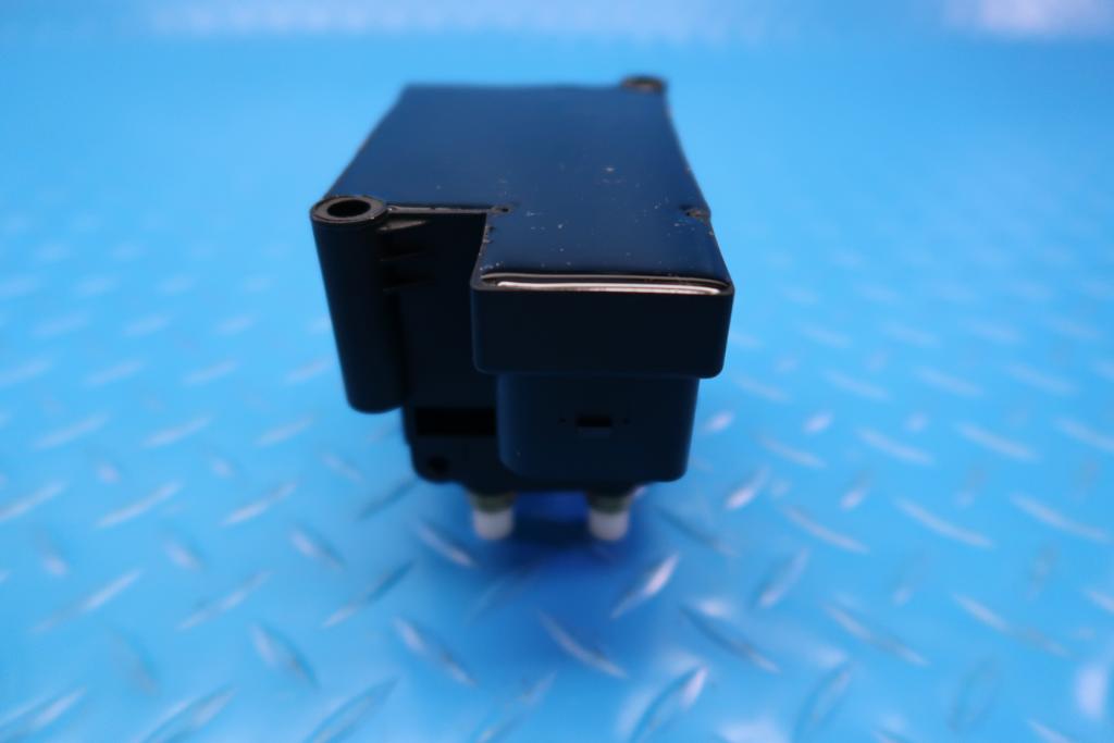 Bentley Mulsanne air suspension valve block #12463