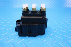 Rolls Royce Ghost Wraith Dawn air suspension pump valve block #12464