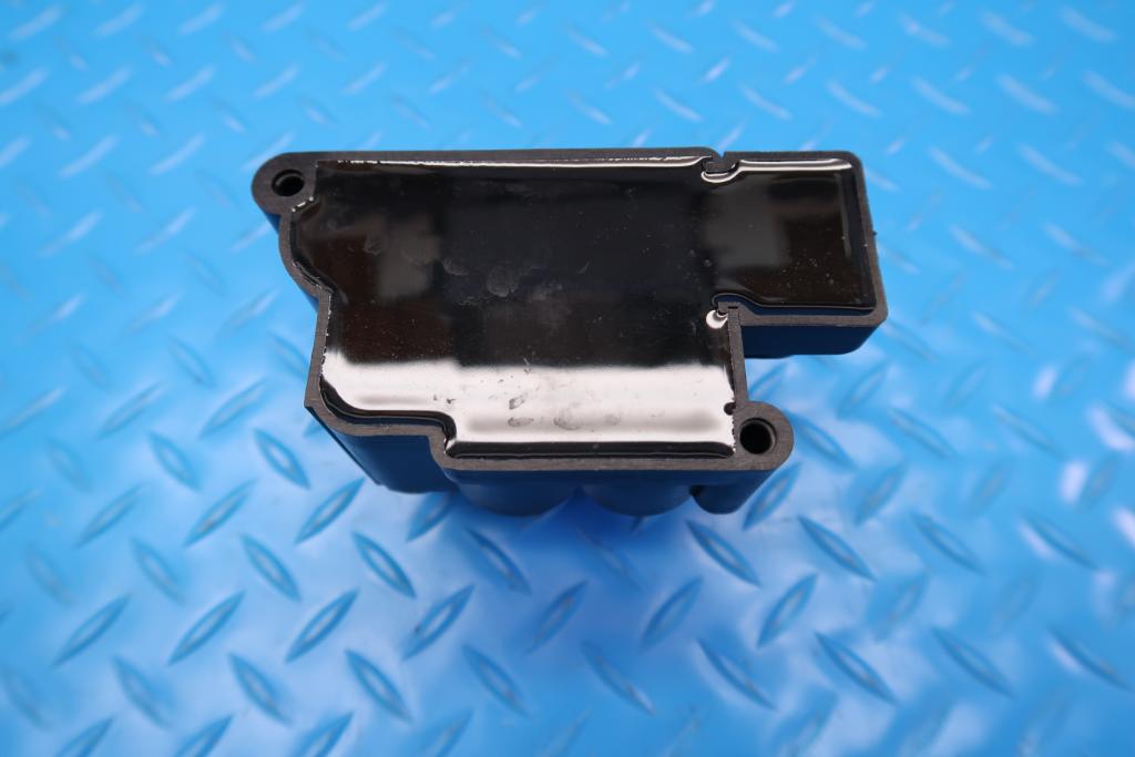 Rolls Royce Ghost Wraith Dawn air suspension pump valve block #12464