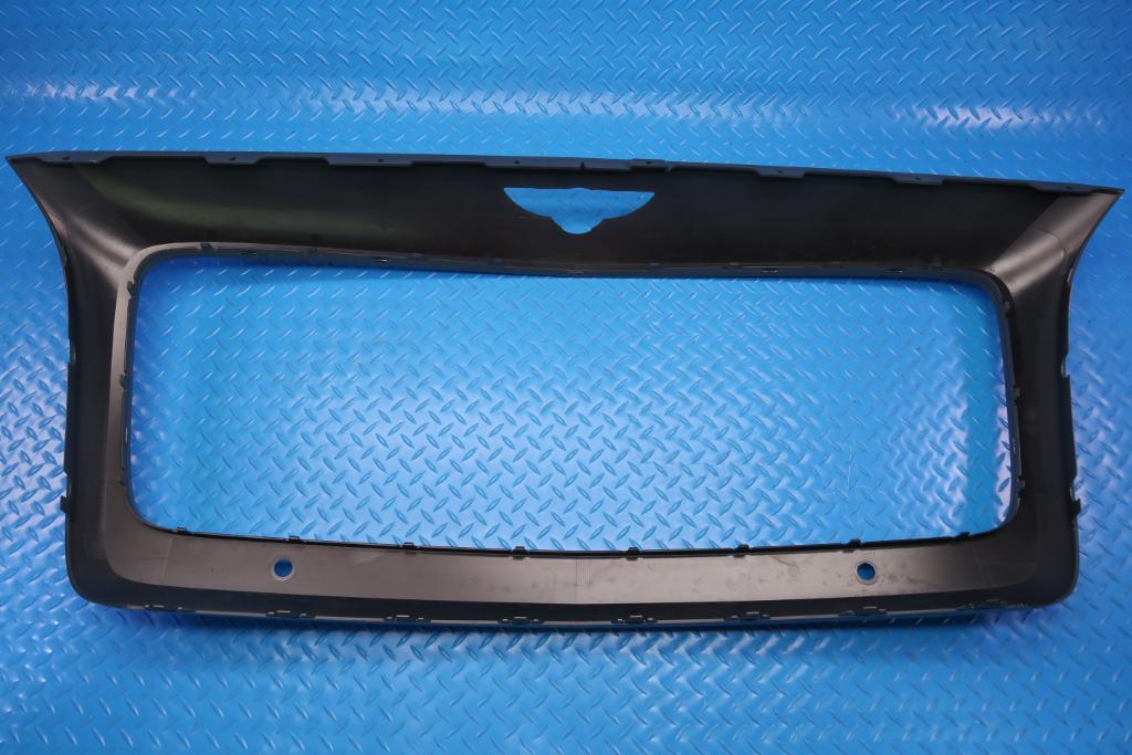 Bentley Continental Flying Spur Mulliner radiator grille surround #12431