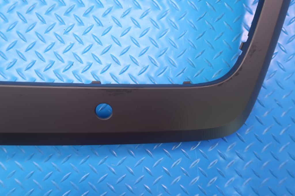 Bentley Continental Flying Spur Mulliner main radiator grille surround #12431