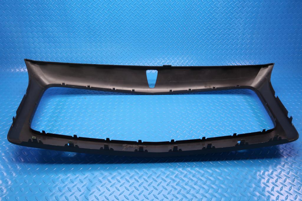 Bentley Continental Flying Spur Mulliner main radiator grille surround #12431