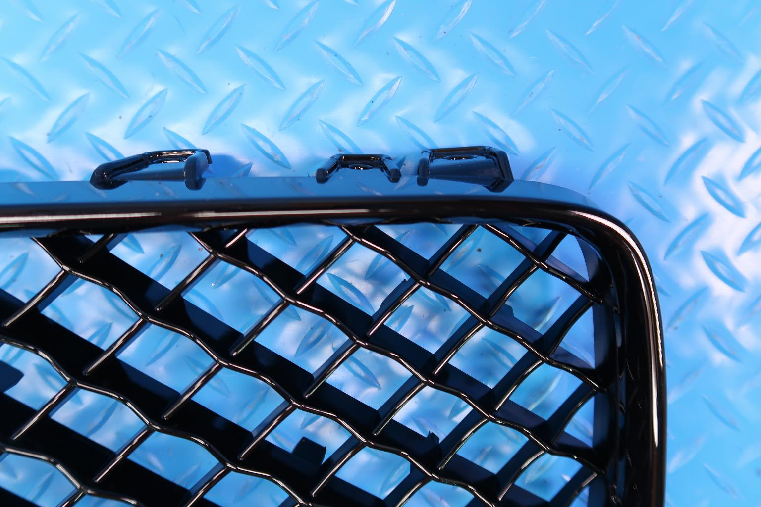 Bentley Bentayga front black grille inserts + trim #12432