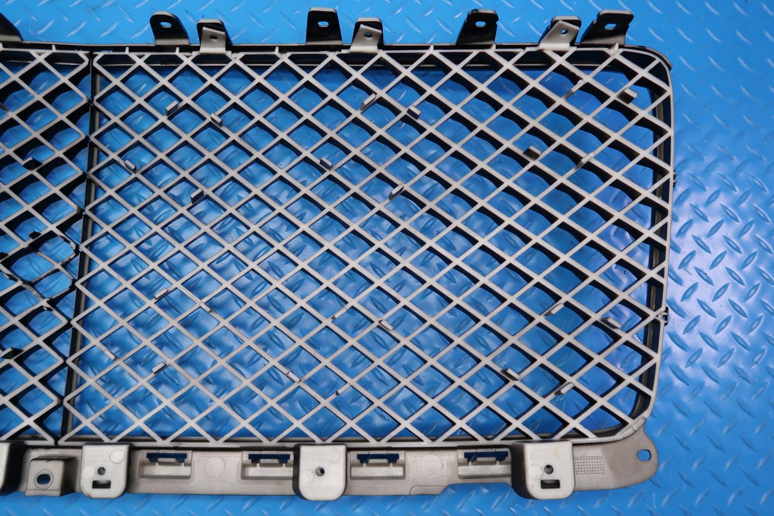 Bentley Bentayga front black grille inserts + trim #12432