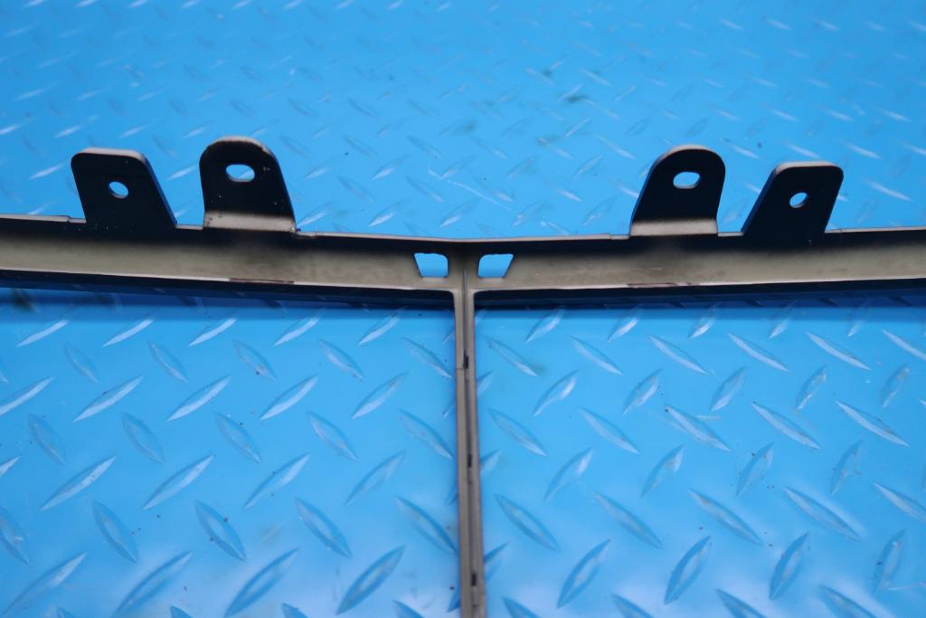 Bentley Bentayga front black grille trim #12433