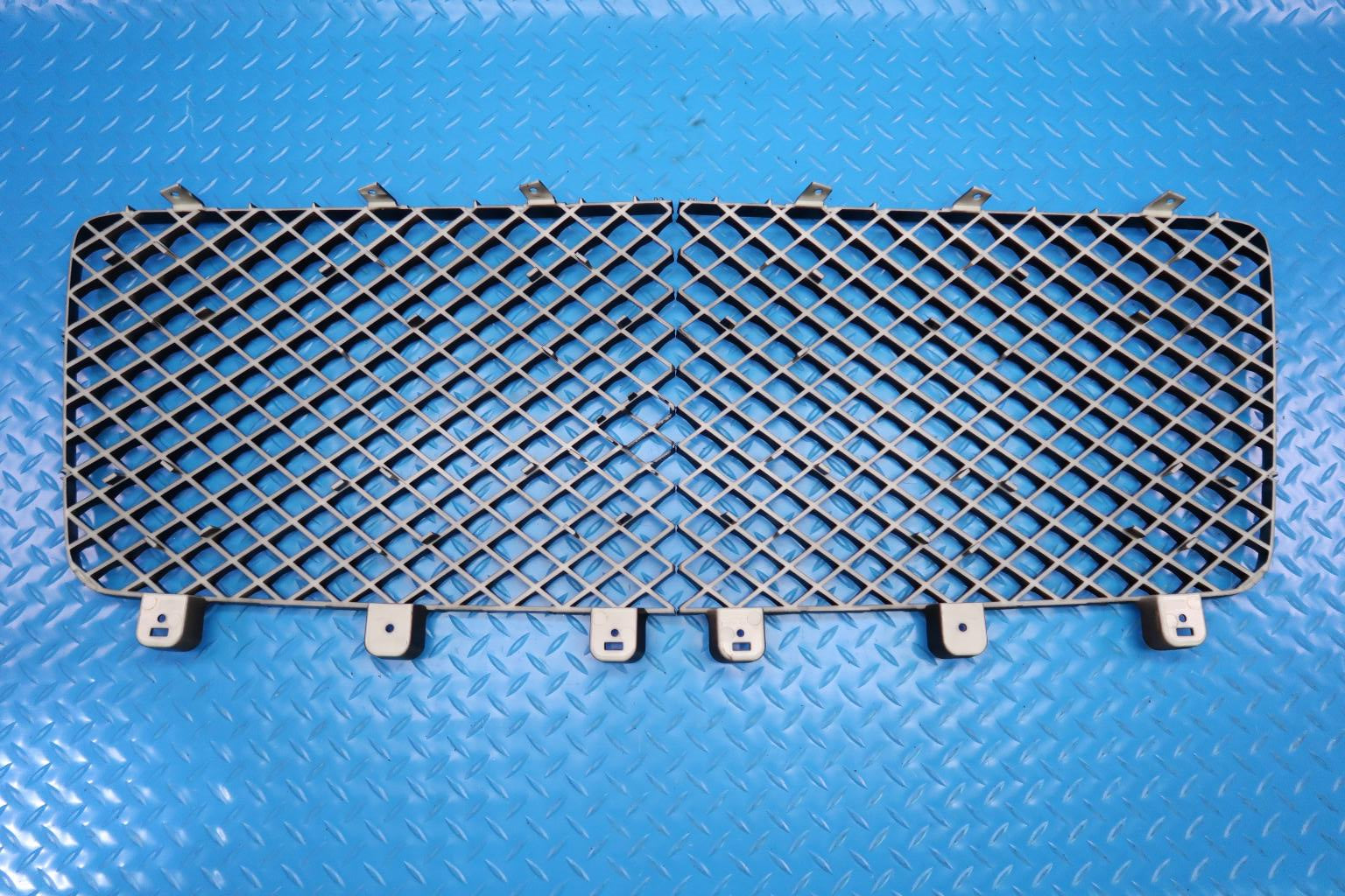 Bentley Bentayga front black left & right grille inserts #12434