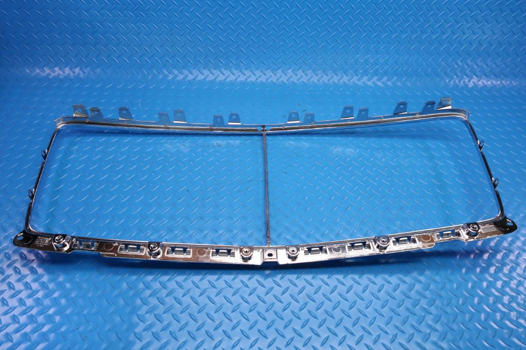 Bentley Bentayga front chrome grille surround trim #12438
