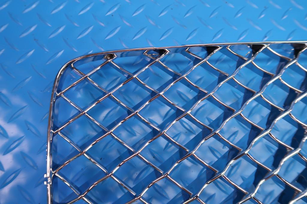 Bentley Bentayga front chrome left & right grille inserts #12439