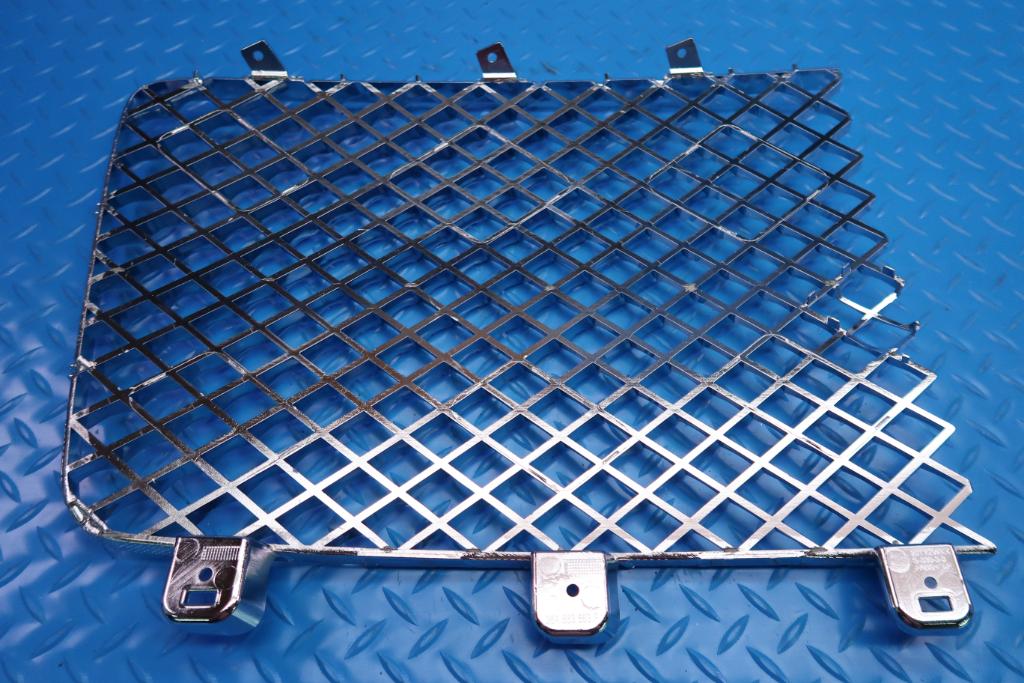 Bentley Bentayga front chrome left grille insert #12440