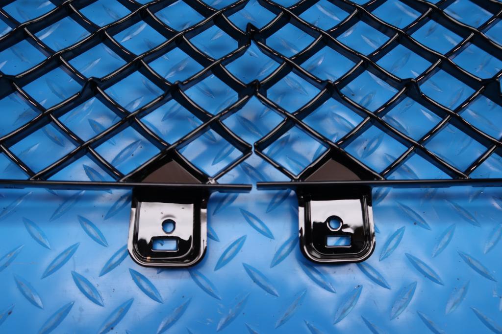 Bentley Bentayga front black left & right grille inserts #12469