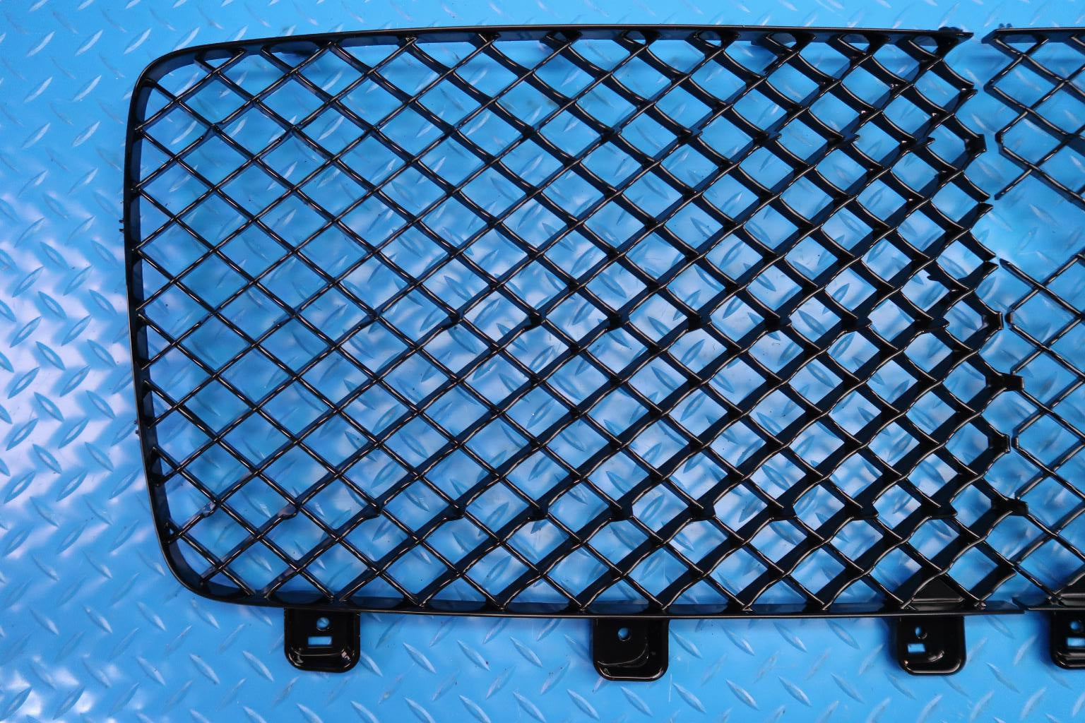Bentley Bentayga front black left & right grille inserts #12469