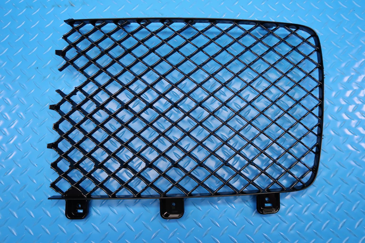 Bentley Bentayga front black left grille insert #12470