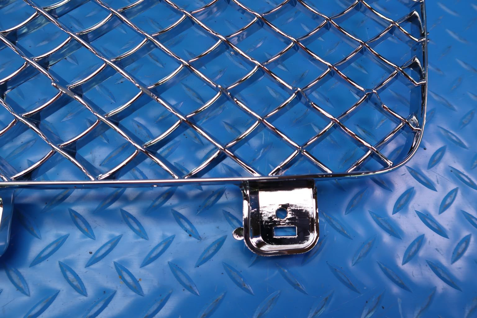 Bentley Bentayga front chrome left & right grille inserts #12472