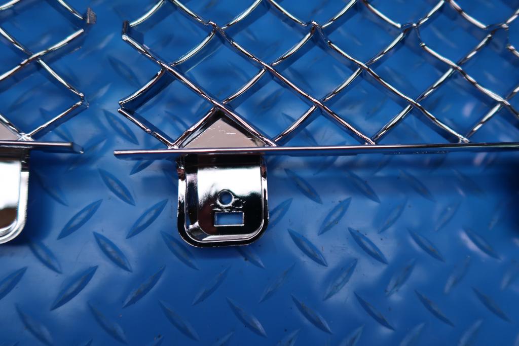 Bentley Bentayga front chrome left & right grille inserts #12472