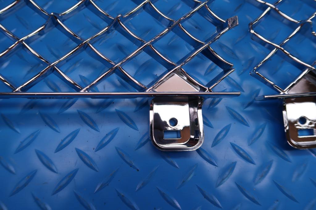 Bentley Bentayga front chrome left & right grille inserts #12472