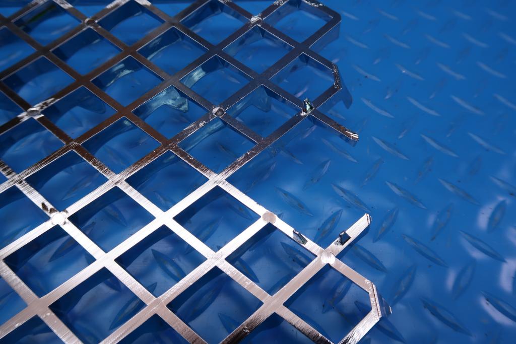Bentley Bentayga front chrome left grille insert #12473