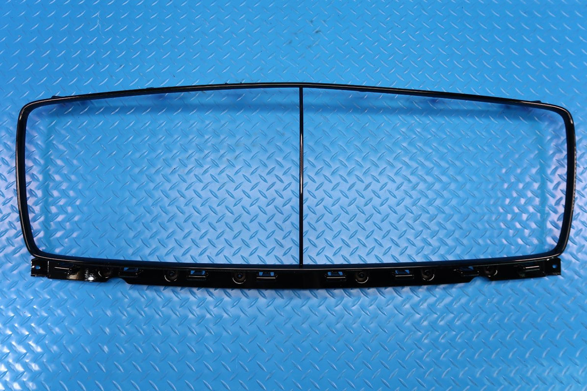 Bentley Gt Gtc front black radiator grille surround trim #12450