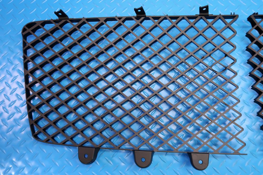 Bentley Gt Gtc front black radiator grille inserts left & right #12451