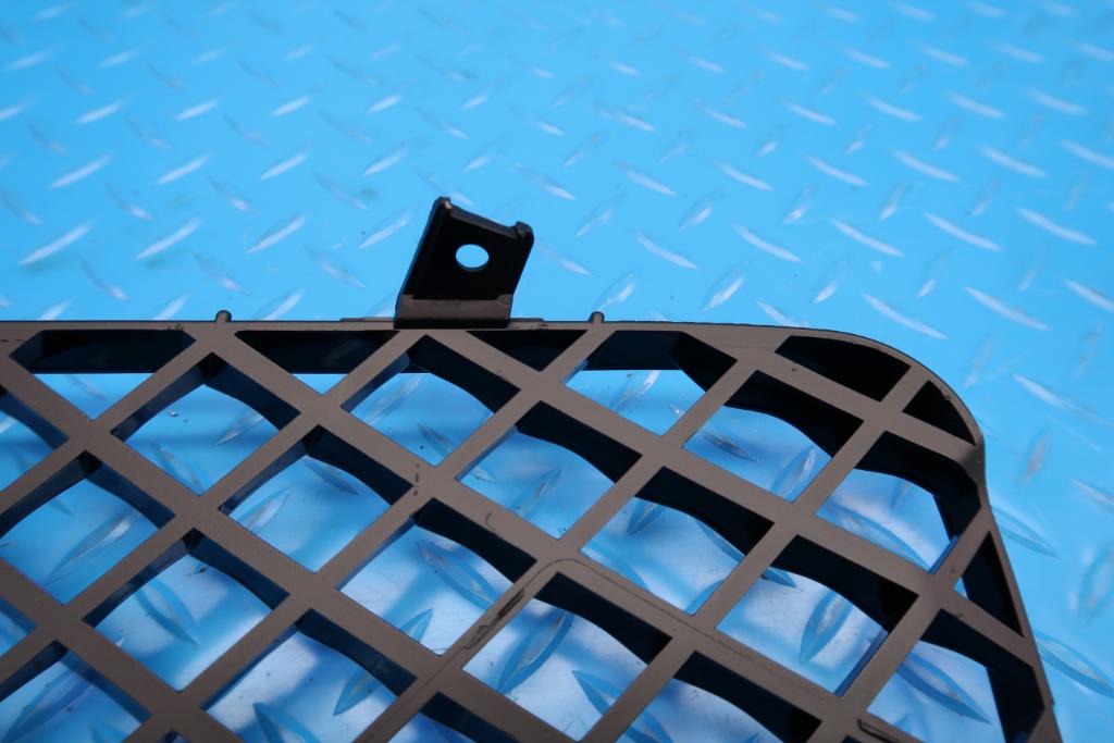Bentley Gt Gtc right black radiator grille insert #12453
