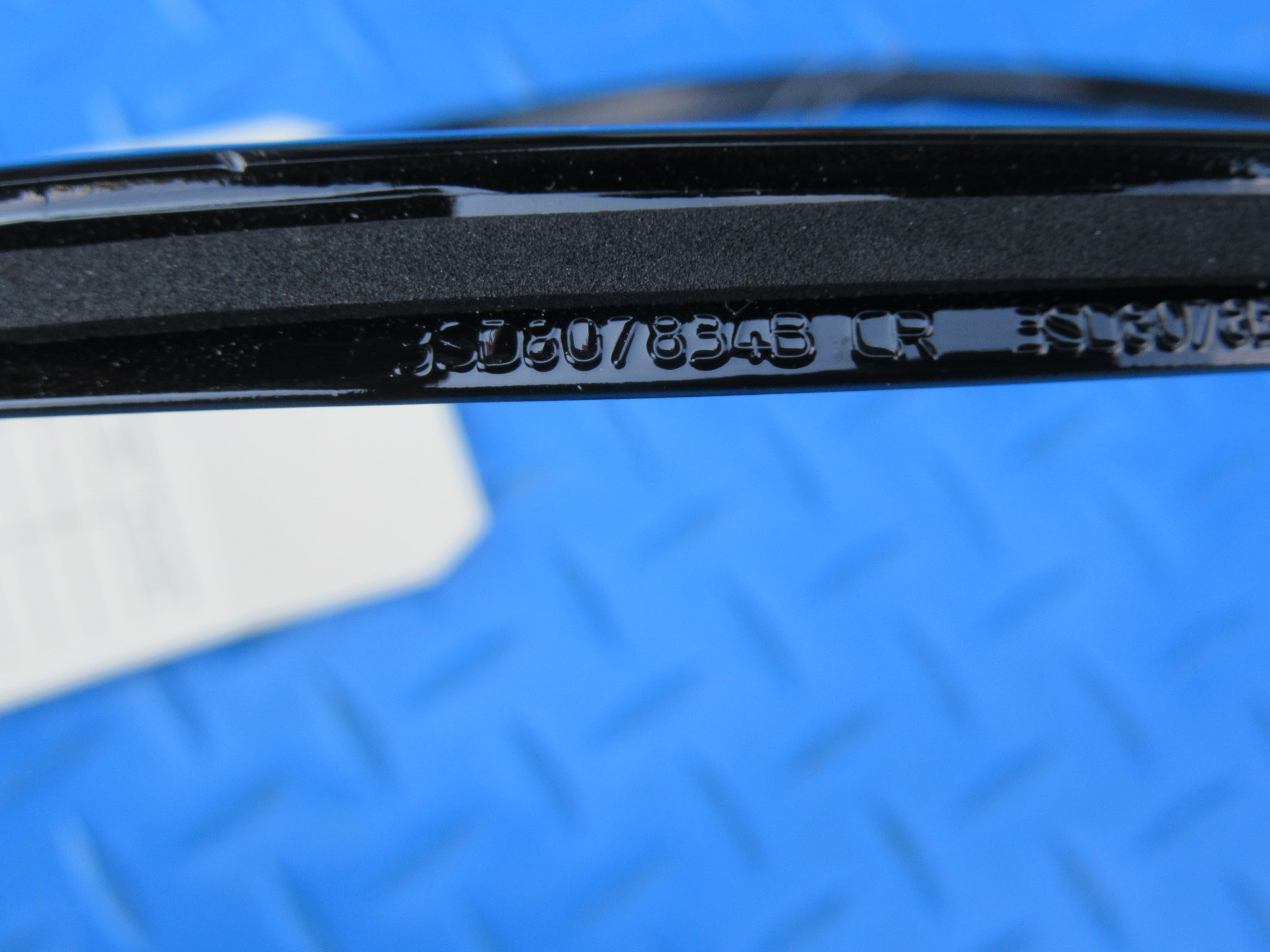 Bentley Continental GT GTC right inner headlight ring black #2409