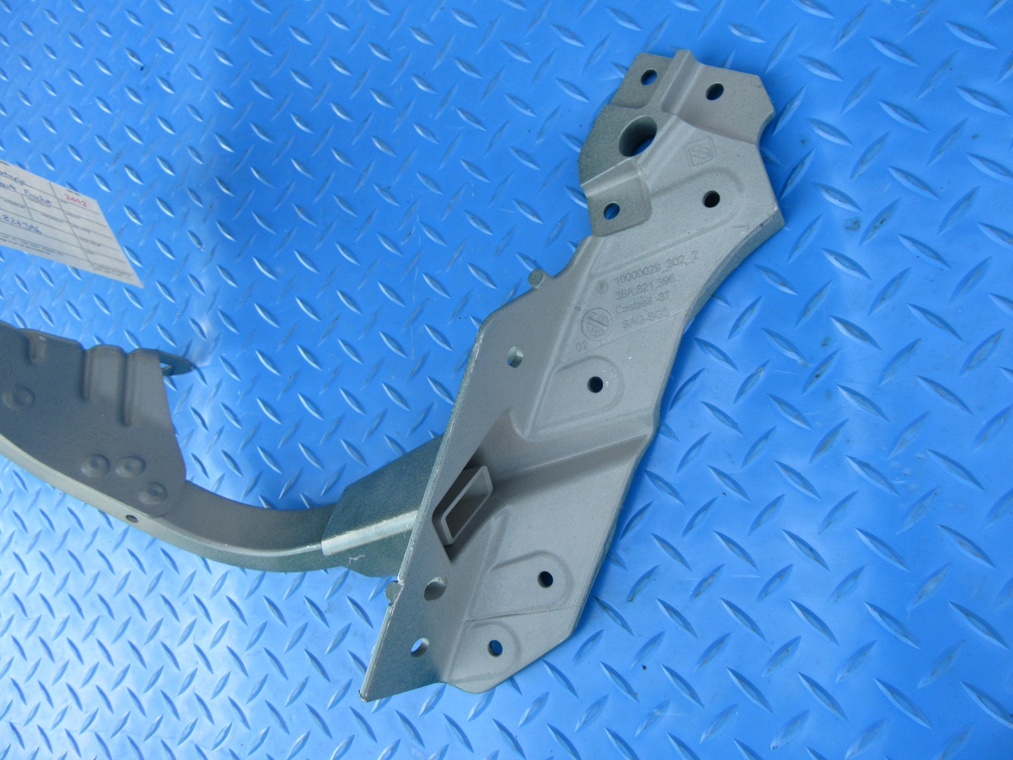 Bentley Bentayga right headlight support bracket #2412