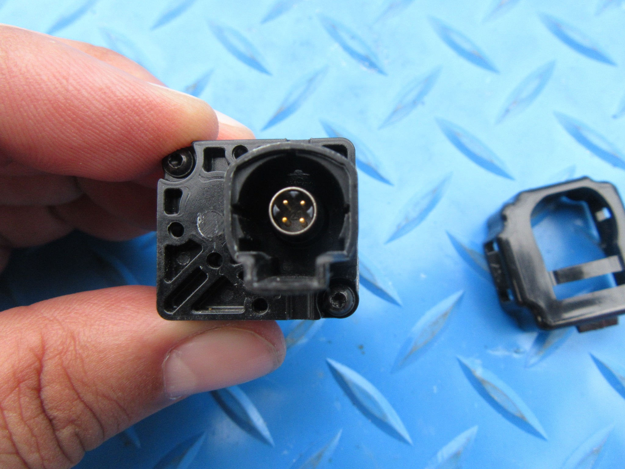 Bentley Bentayga front grille side mirror camera #2420