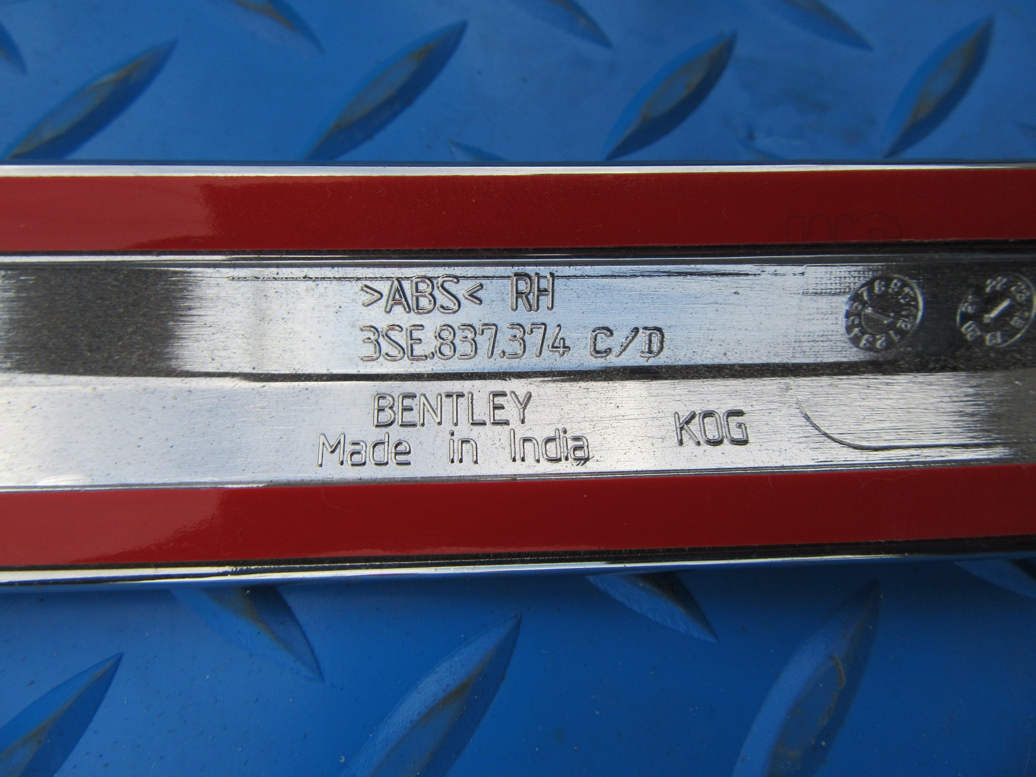 Bentley Continental Flying Spur right door chrome trim NEW #2391