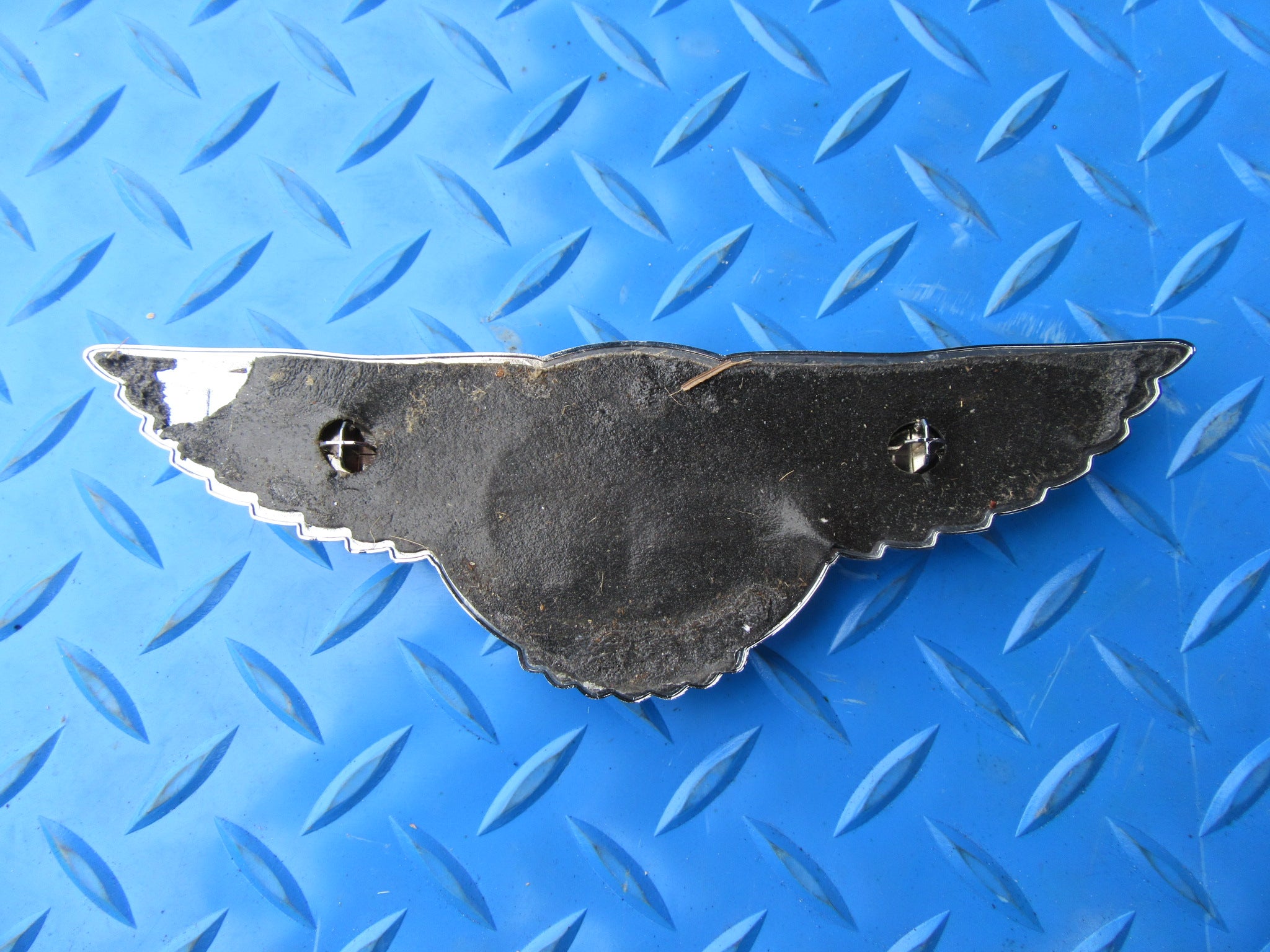 Bentley Continental GT GTC B emblem wings #2360