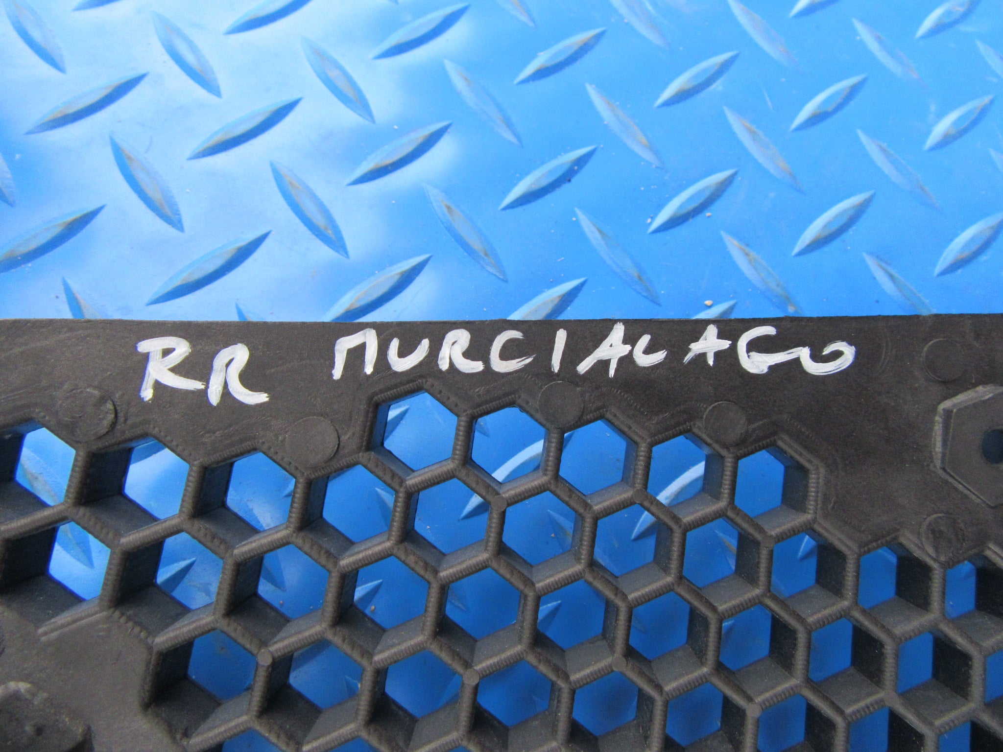 Lamborghini Murcielago right rear bumper grille #2356