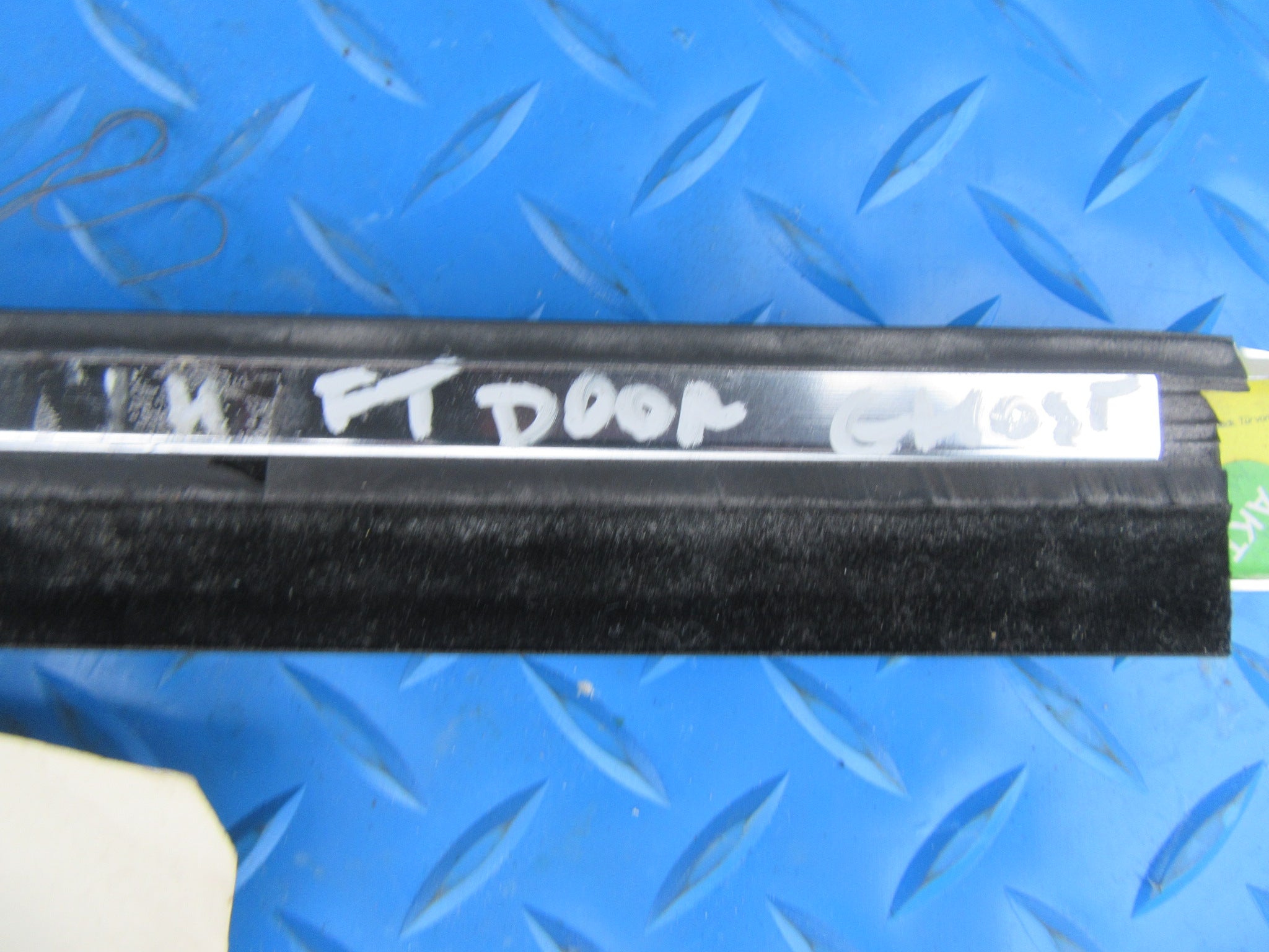 Rolls Royce Ghost Rr4 left front door chrome trim molding channel cover #2977